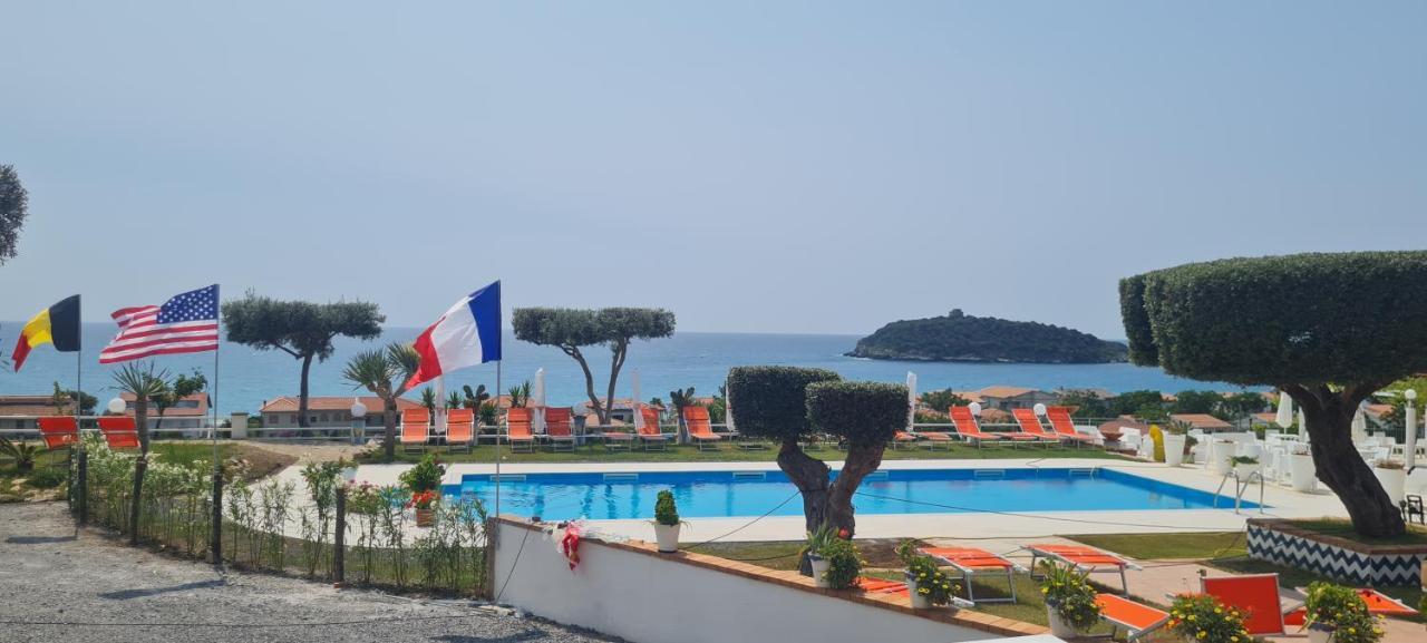 Hotel Cristina Diamante Extérieur photo
